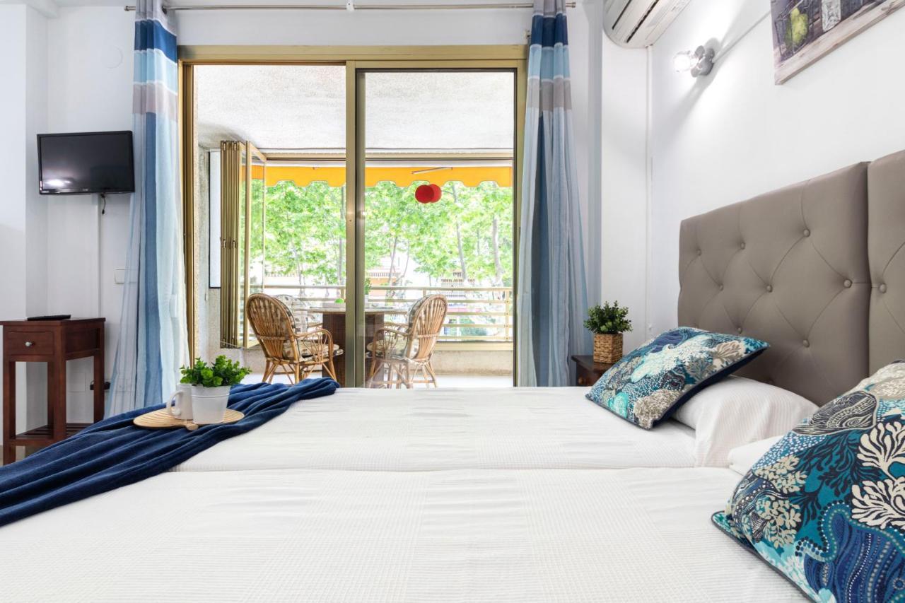 Estudio A 100 Metros De La Playa Салоу Экстерьер фото
